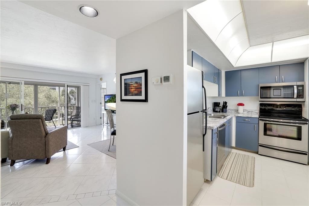 129 Collier Blvd B-206, Marco Island, FL 34145-12