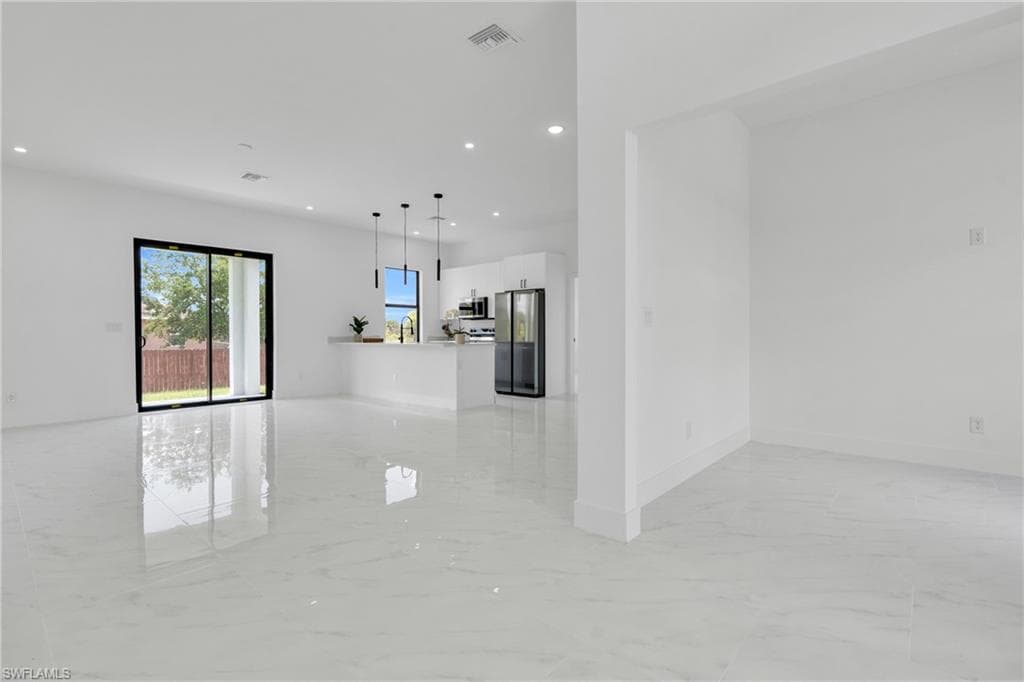 2003 Curry Ave N, Lehigh Acres, FL 33971-4