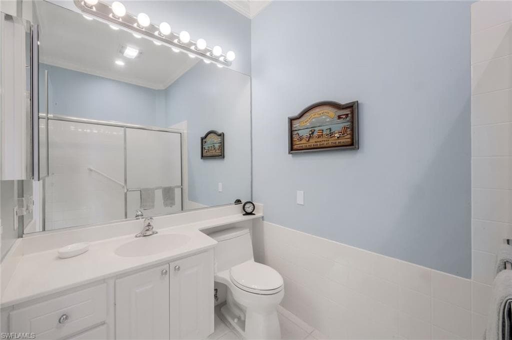 3774 Whidbey Way, Naples, FL 34119-22