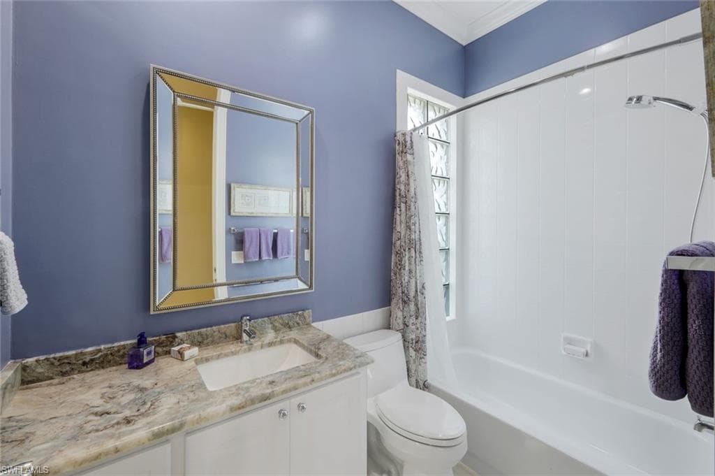 3774 Whidbey Way, Naples, FL 34119-25
