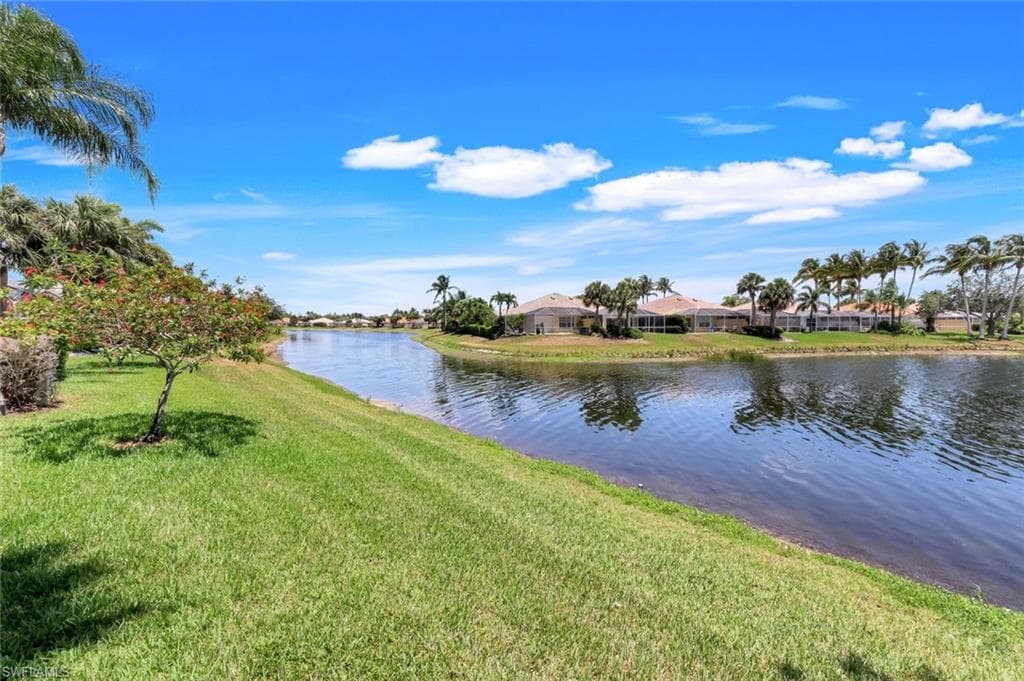 3774 Whidbey Way, Naples, FL 34119-33