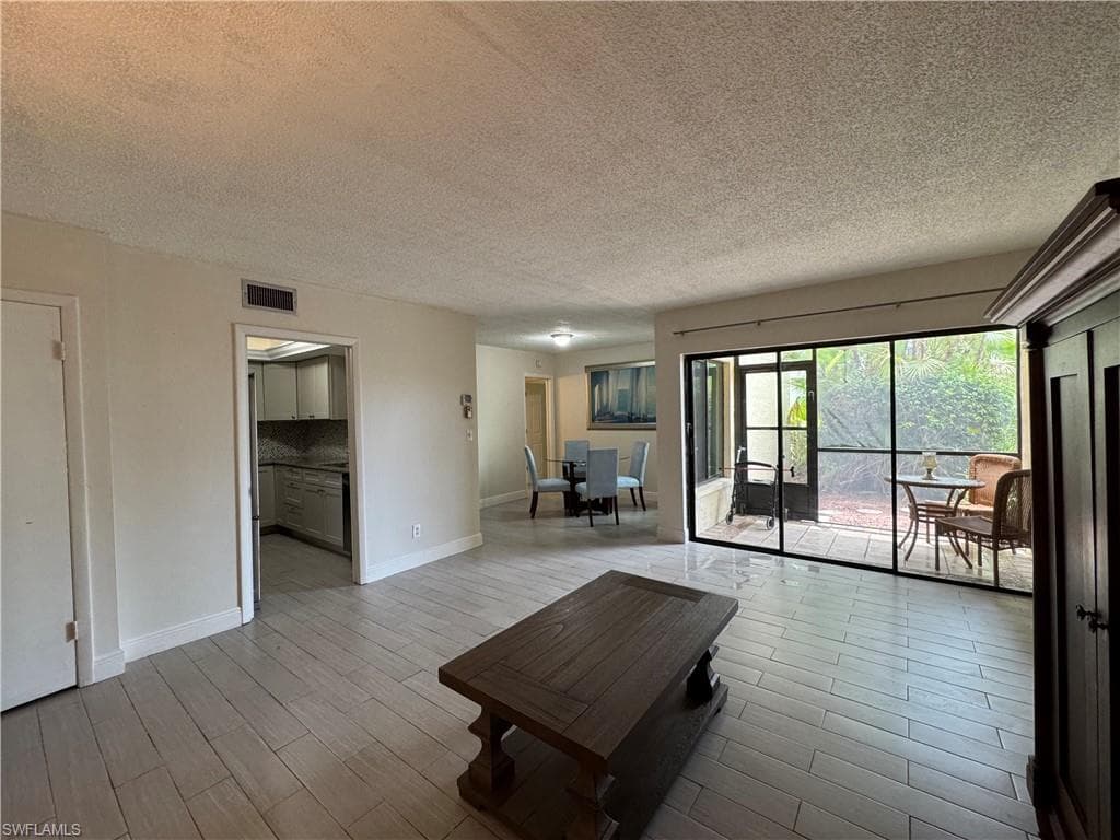 3625 Boca Ciega Dr 110, Naples, FL 34112-5