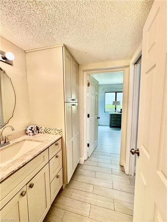 3625 Boca Ciega Dr 110, Naples, FL 34112-6