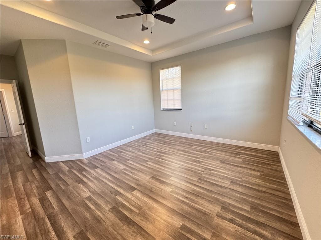 7614 Bristol Cir, Naples, FL 34120-17