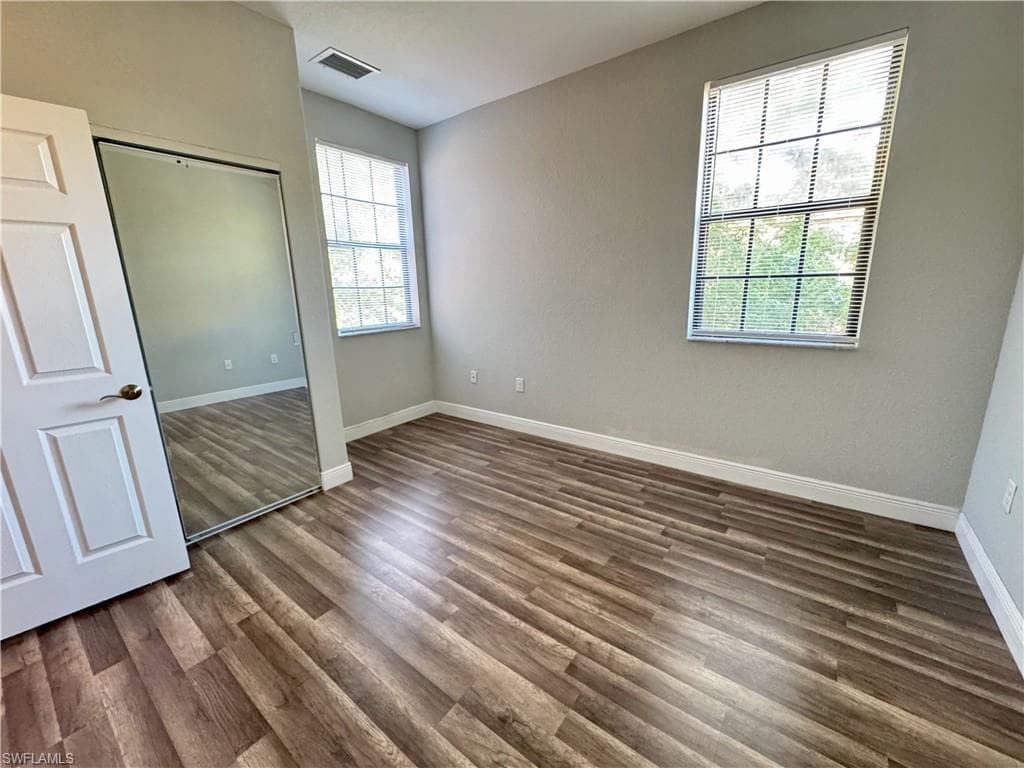 7614 Bristol Cir, Naples, FL 34120-25