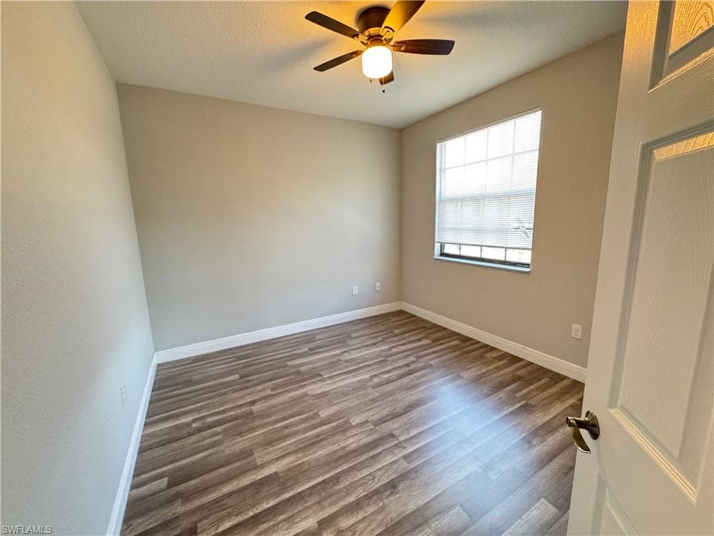 7614 Bristol Cir, Naples, FL 34120-26