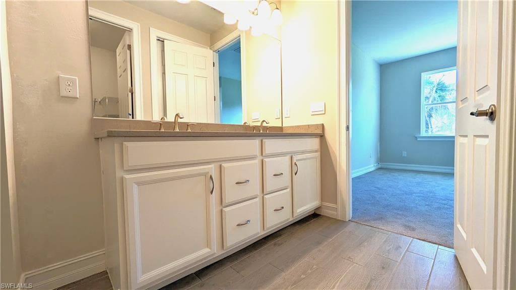 986 Enbrook Loop, Naples, FL 34114-16