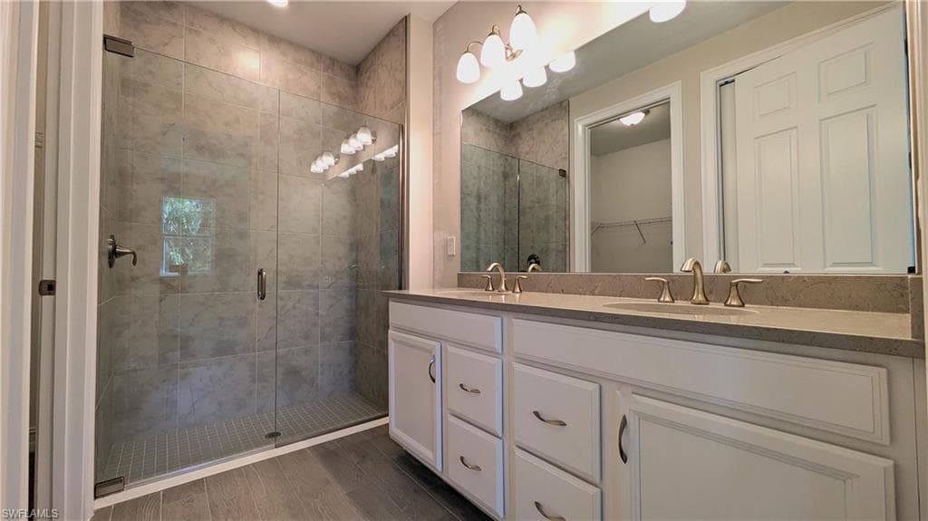 986 Enbrook Loop, Naples, FL 34114-17