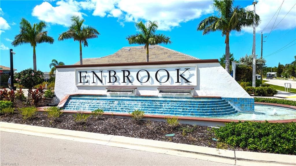 986 Enbrook Loop, Naples, FL 34114-24