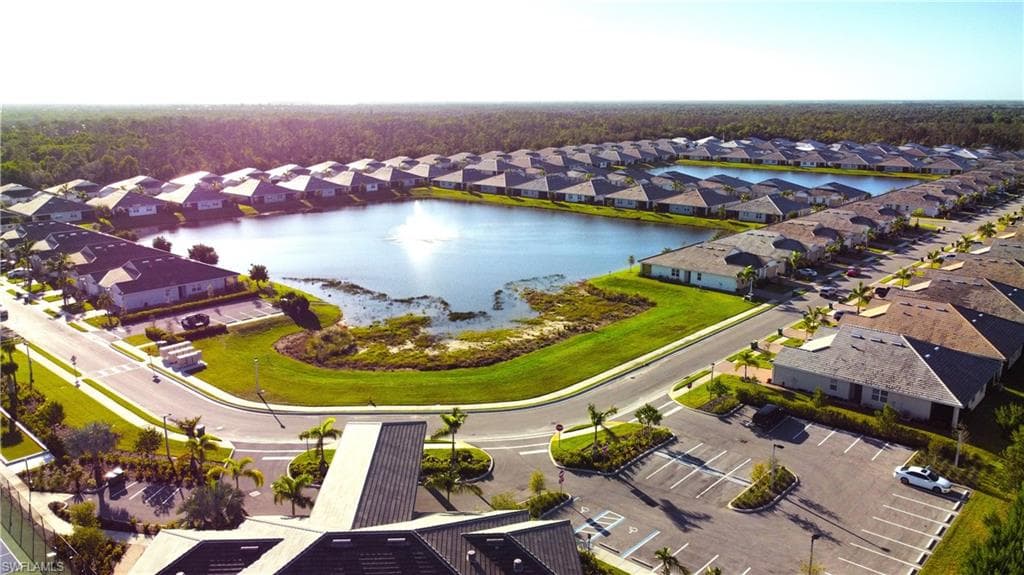 986 Enbrook Loop, Naples, FL 34114-25