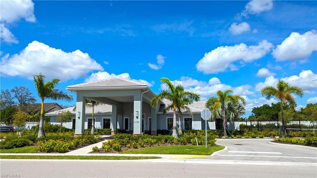 986 Enbrook Loop, Naples, FL 34114-30