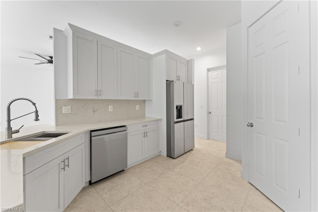 1923 Sheffield Ave, Marco Island, FL 34145-19
