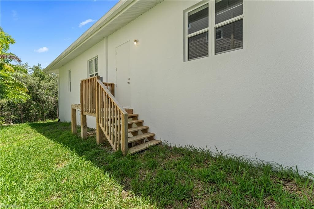 1923 Sheffield Ave, Marco Island, FL 34145-36