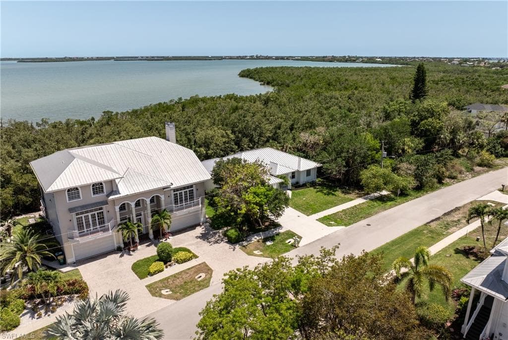 1923 Sheffield Ave, Marco Island, FL 34145-6