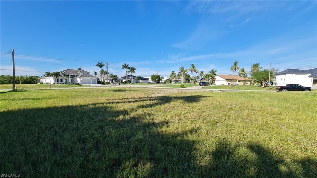 3803 Surfside Blvd, Cape Coral, FL 33914-7