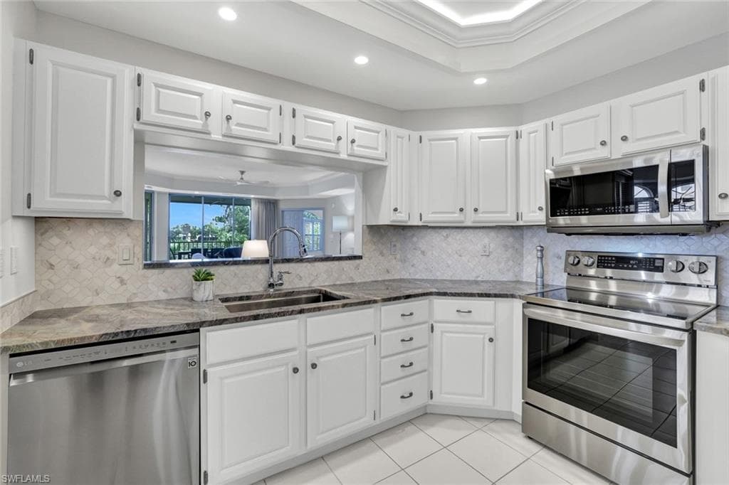 591 Audubon Blvd B202, Naples, FL 34110-7