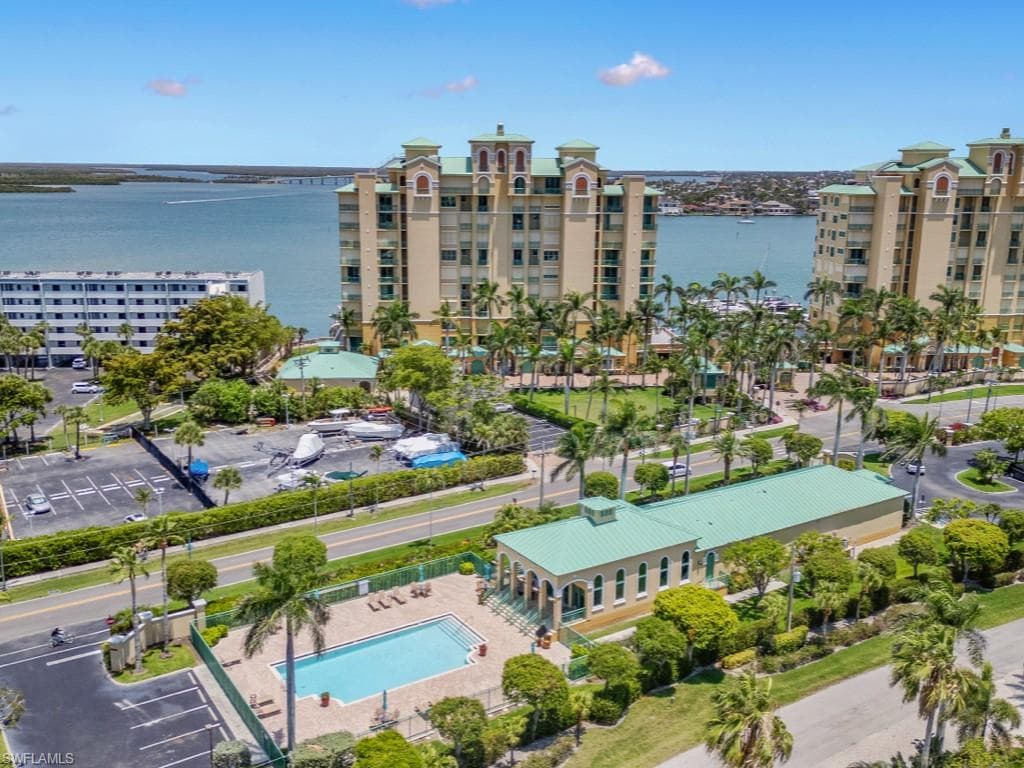 1079 Bald Eagle Dr N604, Marco Island, FL 34145-44
