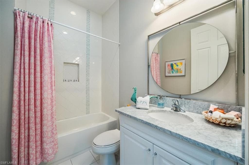 13429 Coronado Dr, Naples, FL 34109-21