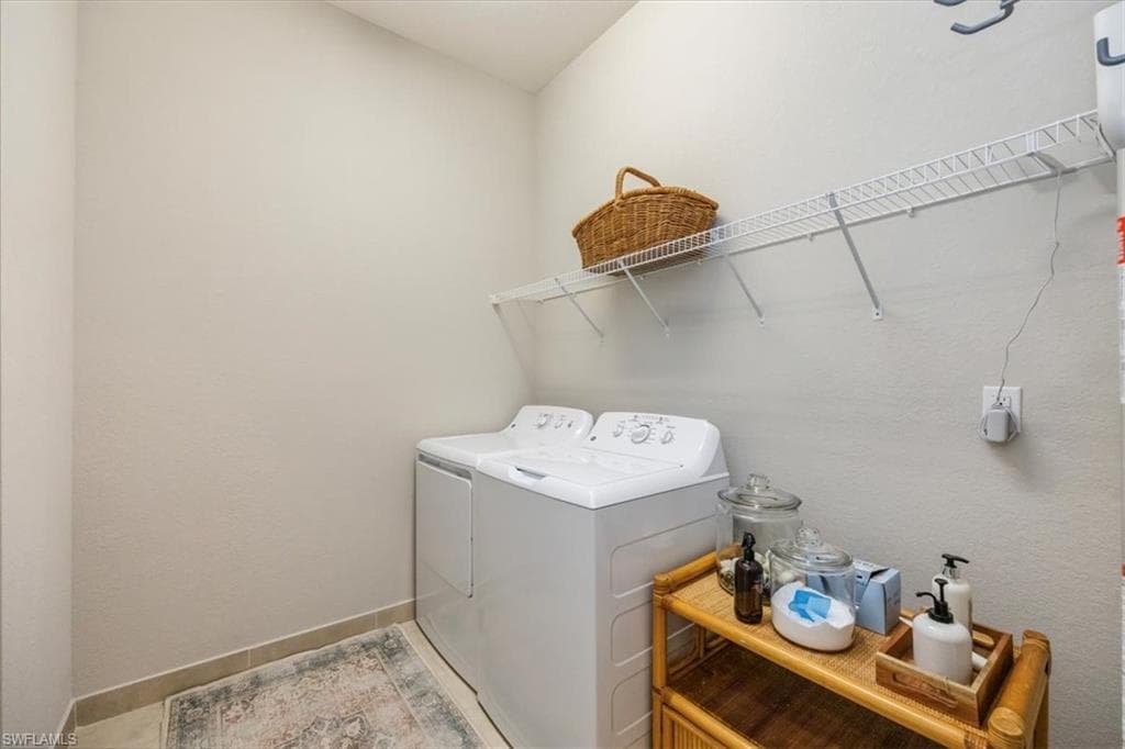 13429 Coronado Dr, Naples, FL 34109-22