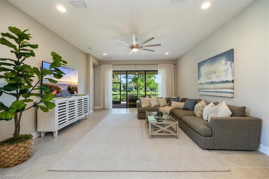 13429 Coronado Dr, Naples, FL 34109-6