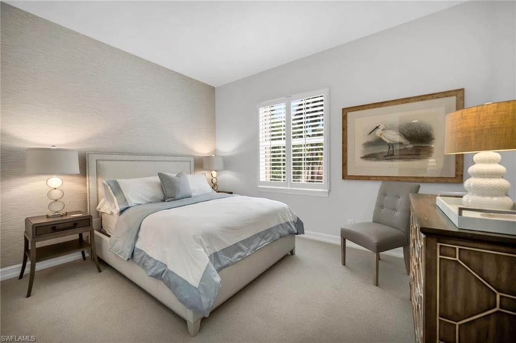 2839 Tiburon Blvd E 102, Naples, FL 34109-11