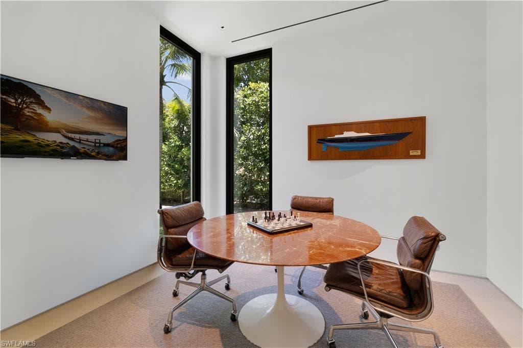 3655 Fort Charles Dr, Naples, FL 34102-17