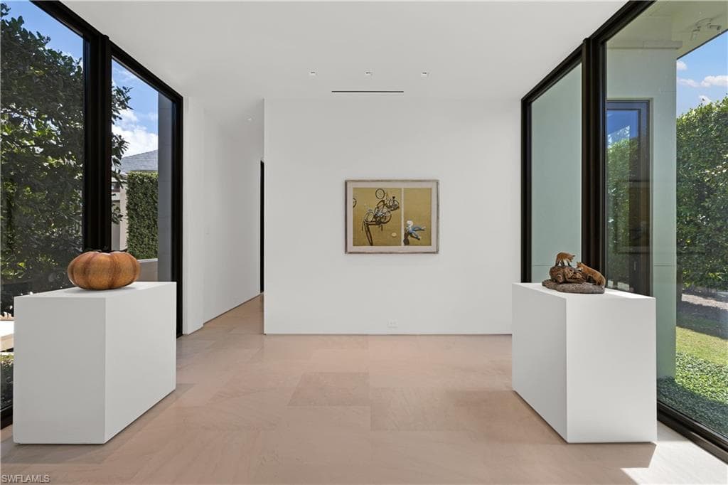 3655 Fort Charles Dr, Naples, FL 34102-30