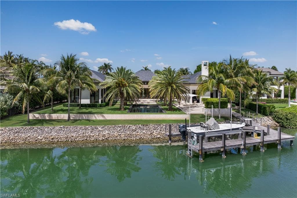 3655 Fort Charles Dr, Naples, FL 34102-44