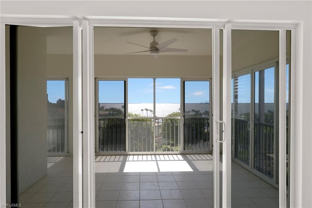 14819 Laguna Dr 403, Fort Myers, FL 33908-9