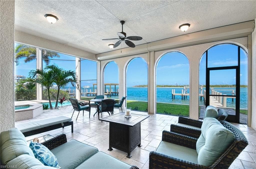 26 Dolphin Cir, Naples, FL 34113-17