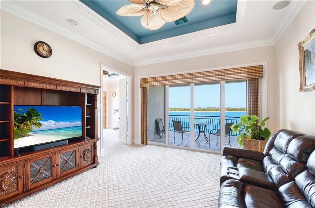 26 Dolphin Cir, Naples, FL 34113-37