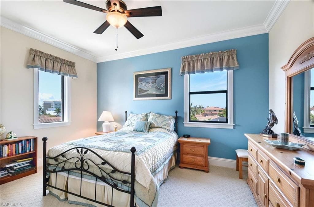 26 Dolphin Cir, Naples, FL 34113-40