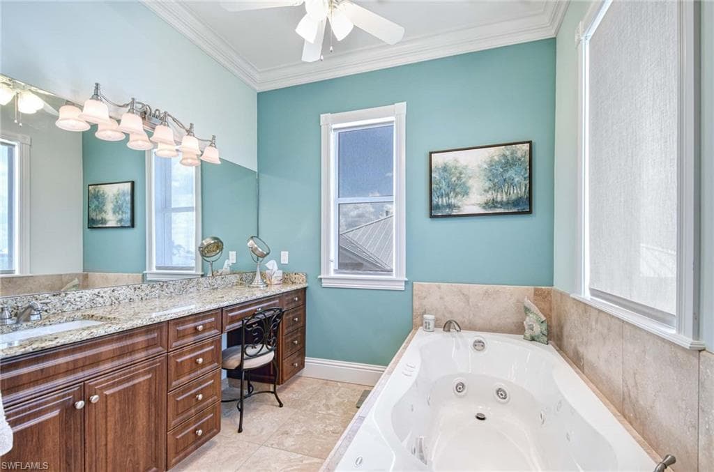 26 Dolphin Cir, Naples, FL 34113-45