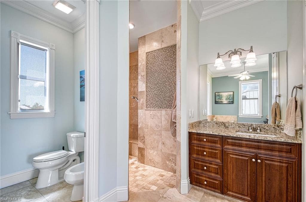 26 Dolphin Cir, Naples, FL 34113-46