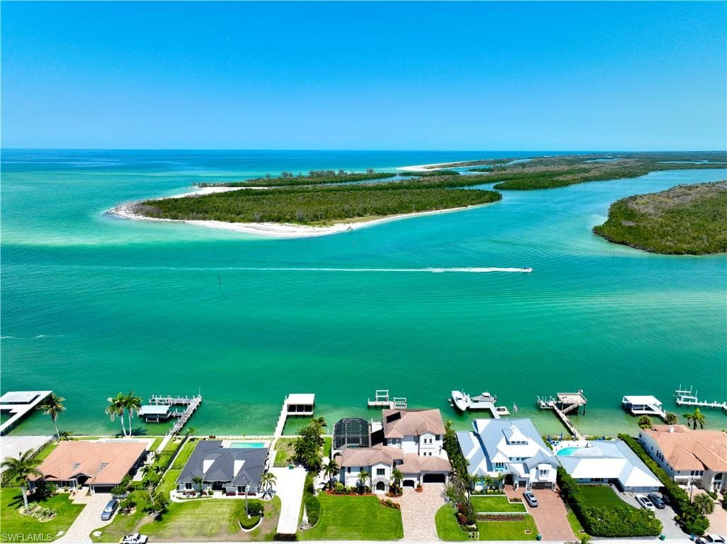 26 Dolphin Cir, Naples, FL 34113-7