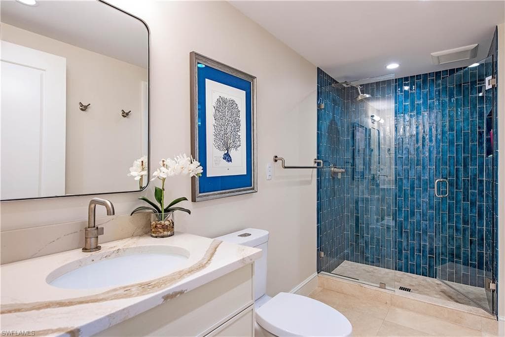 4021 Gulf Shore Blvd N 1704, Naples, FL 34103-12