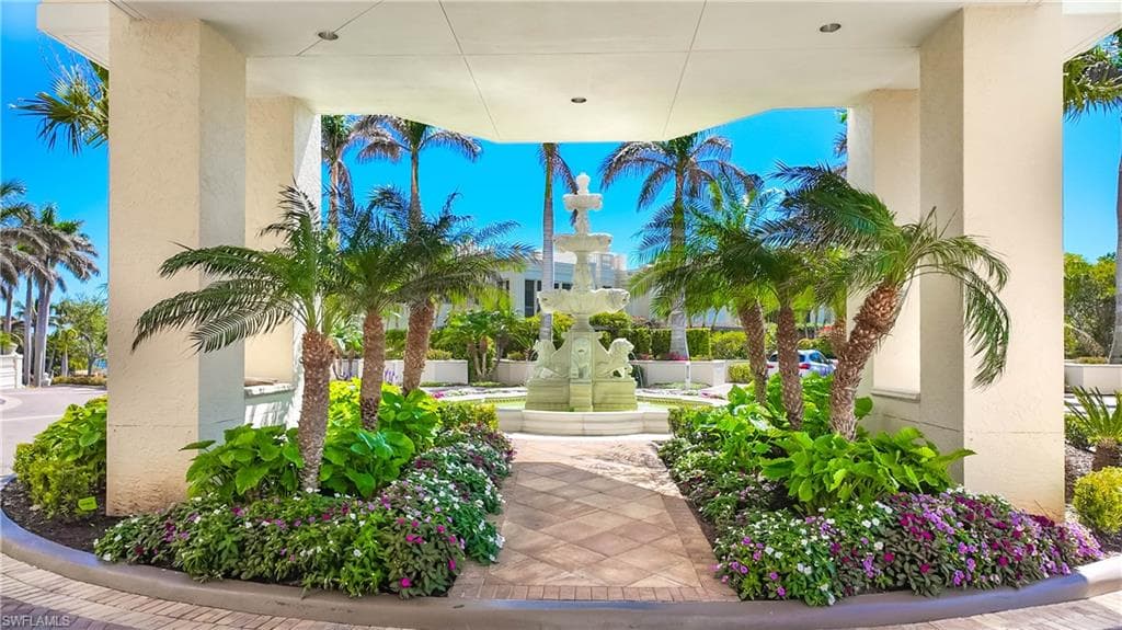 4021 Gulf Shore Blvd N 1704, Naples, FL 34103-31