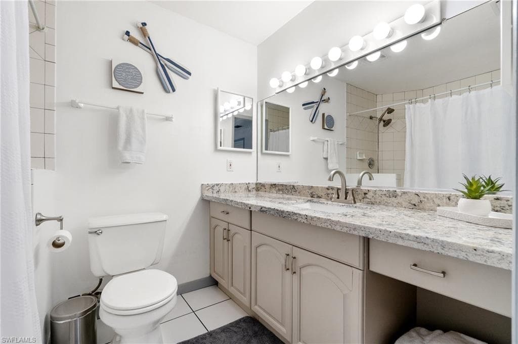 740 106th Ave N, Naples, FL 34108-21