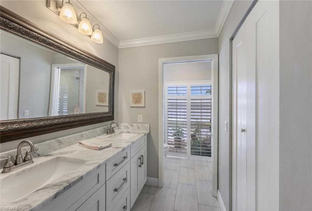 1794 Knights Ct, Naples, FL 34112-15