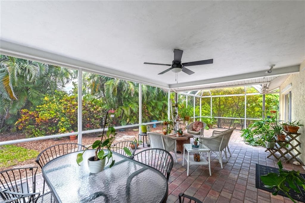 1794 Knights Ct, Naples, FL 34112-22