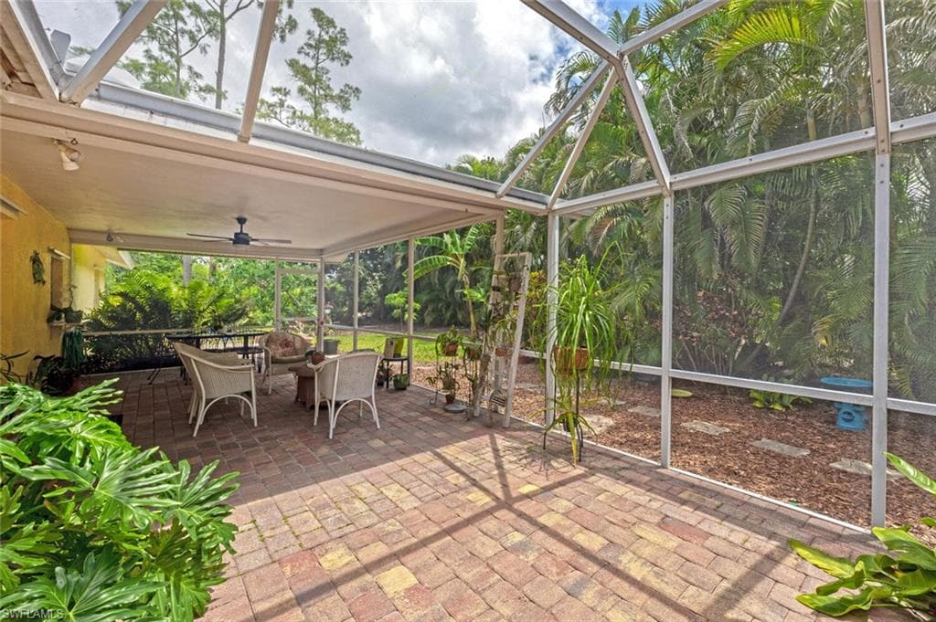 1794 Knights Ct, Naples, FL 34112-24