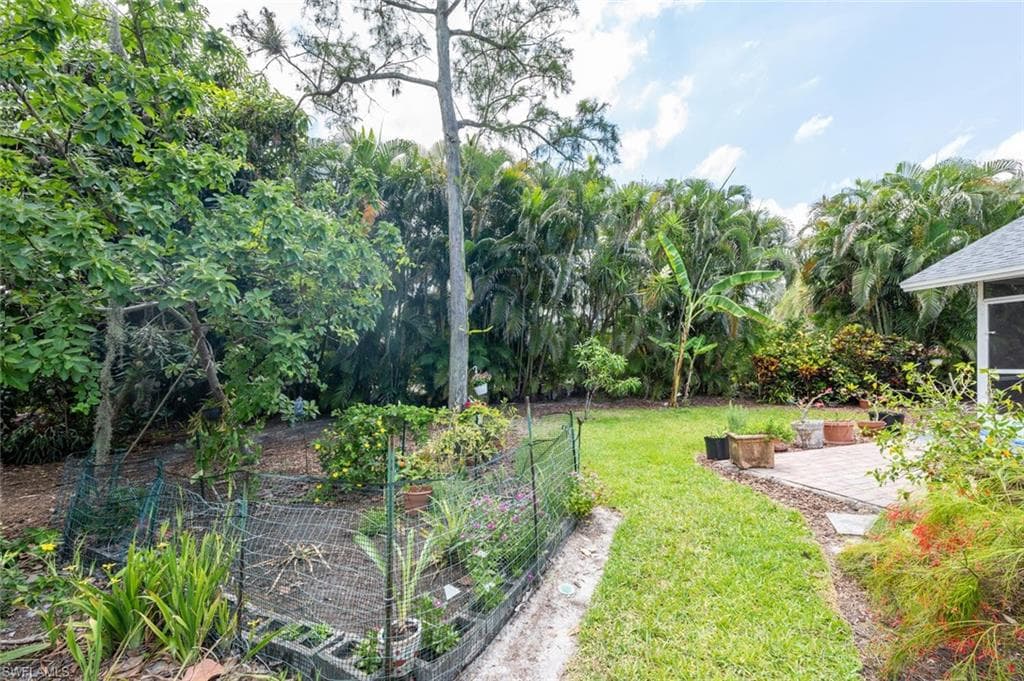 1794 Knights Ct, Naples, FL 34112-25