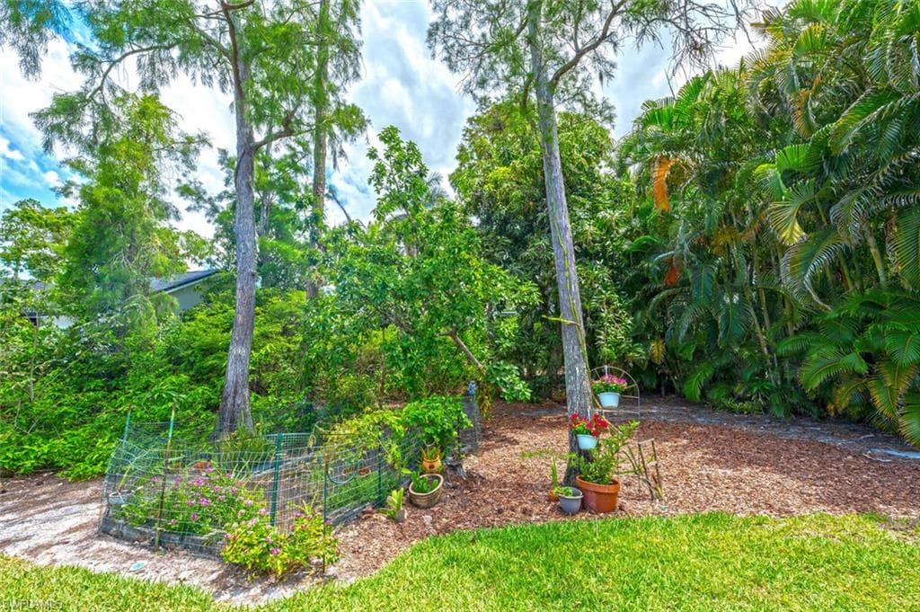 1794 Knights Ct, Naples, FL 34112-27