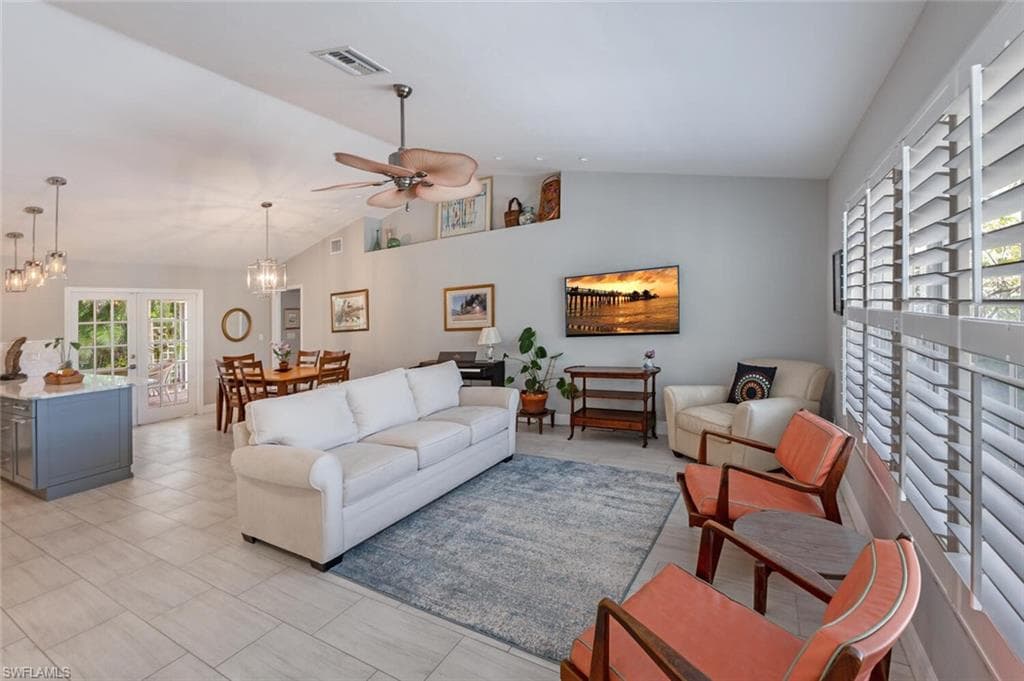 1794 Knights Ct, Naples, FL 34112-3