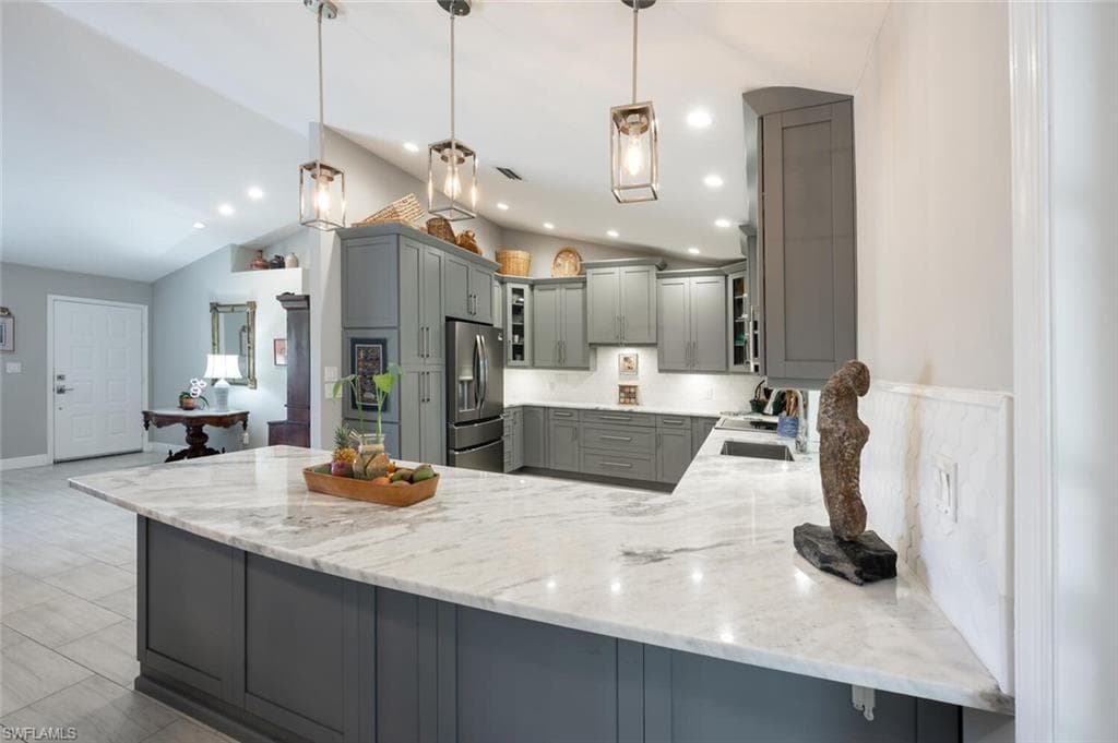 1794 Knights Ct, Naples, FL 34112-7