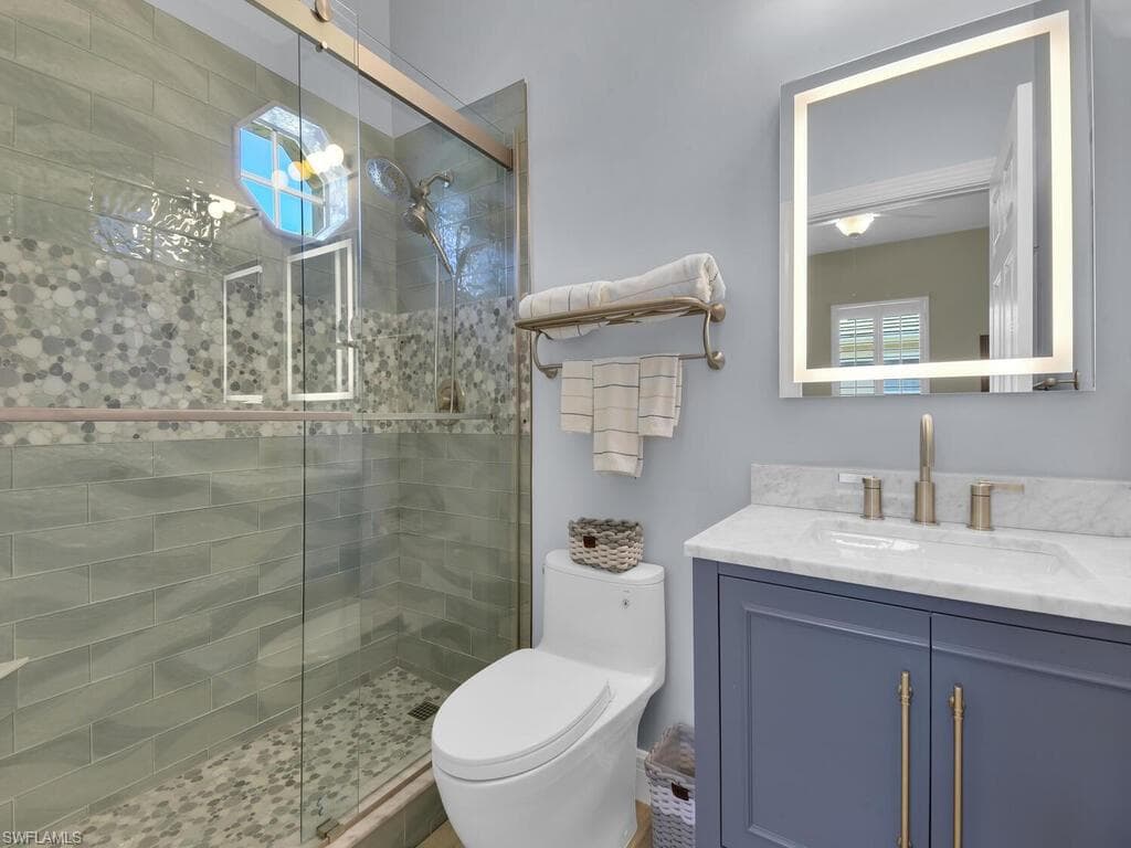 650 Vintage Reserve Cir 5c, Naples, FL 34119-17