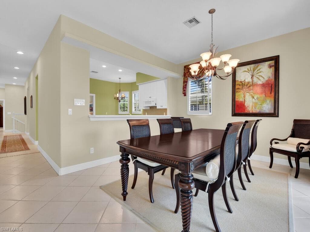650 Vintage Reserve Cir 5c, Naples, FL 34119-8