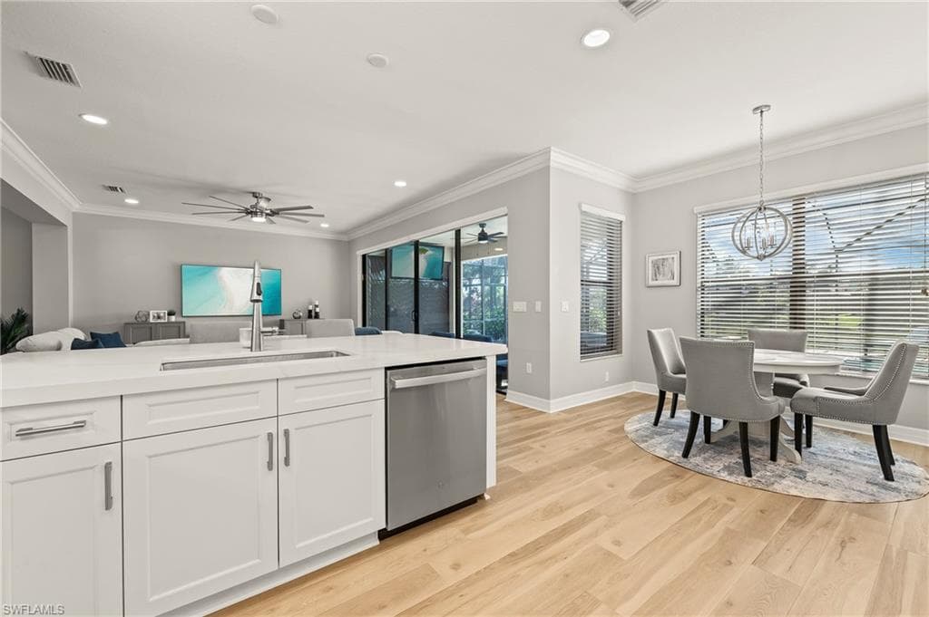13651 Mandarin Cir, Naples, FL 34109-11