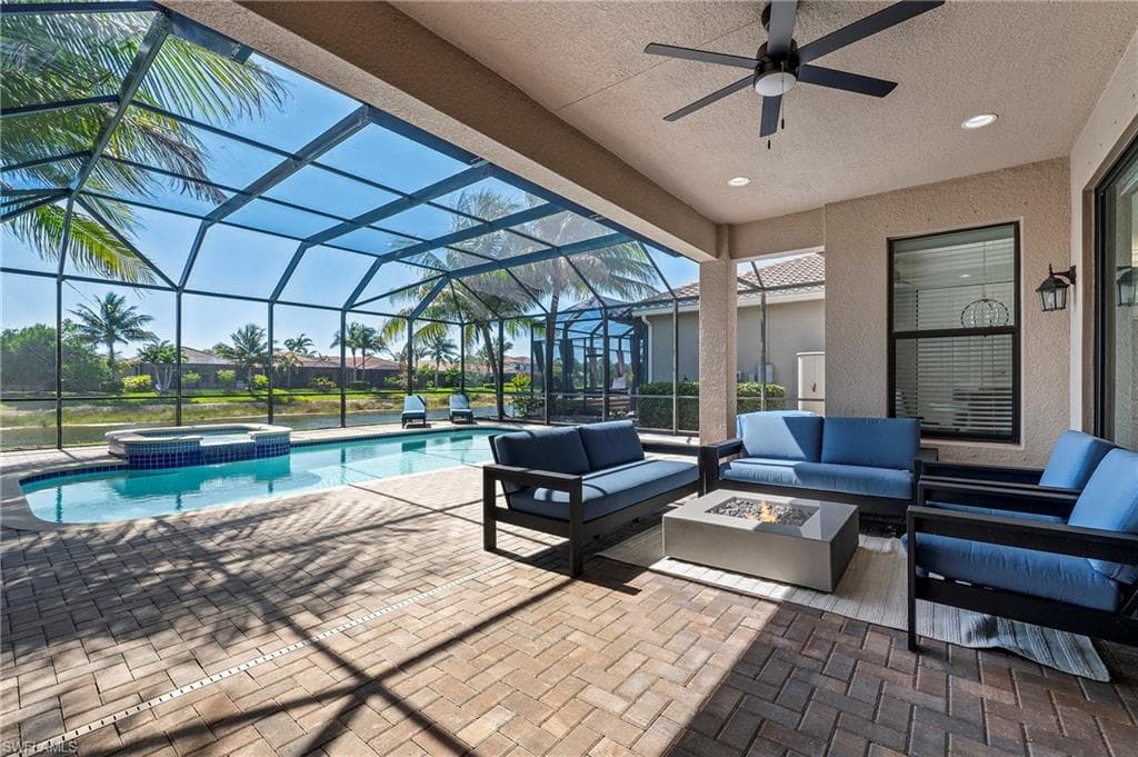 13651 Mandarin Cir, Naples, FL 34109-32