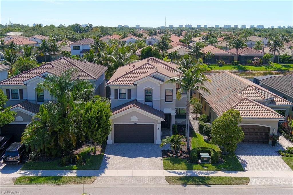 13651 Mandarin Cir, Naples, FL 34109-38